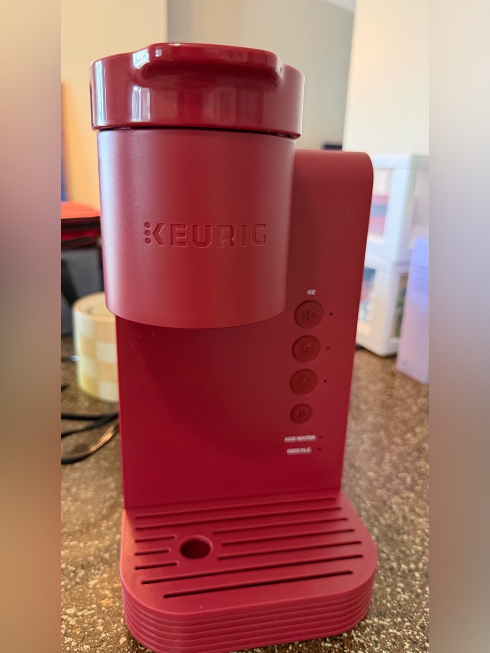 Keurig K-Express Essentials Single-Serve K-Cup Pod Coffee Maker, Red - Picture 4 of 5